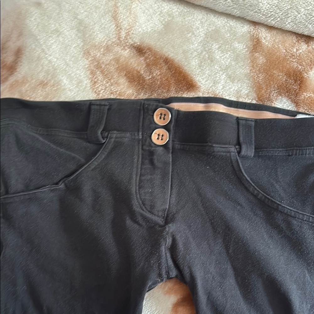 Freddy Black Leggings with Smooth Finish